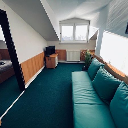 Hotel Kras Rožňava Zewnętrze zdjęcie