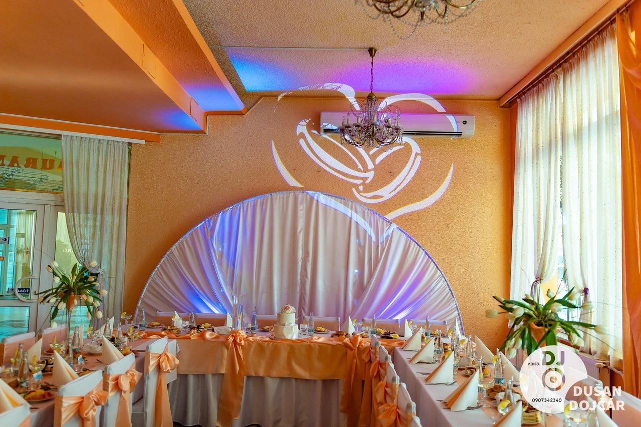 Hotel Kras Rožňava Zewnętrze zdjęcie