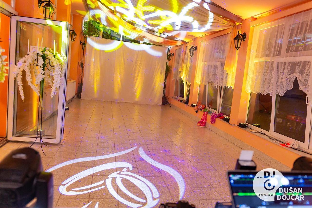 Hotel Kras Rožňava Zewnętrze zdjęcie