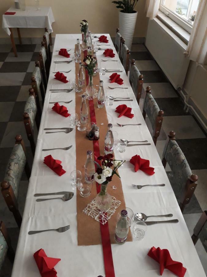 Hotel Kras Rožňava Zewnętrze zdjęcie